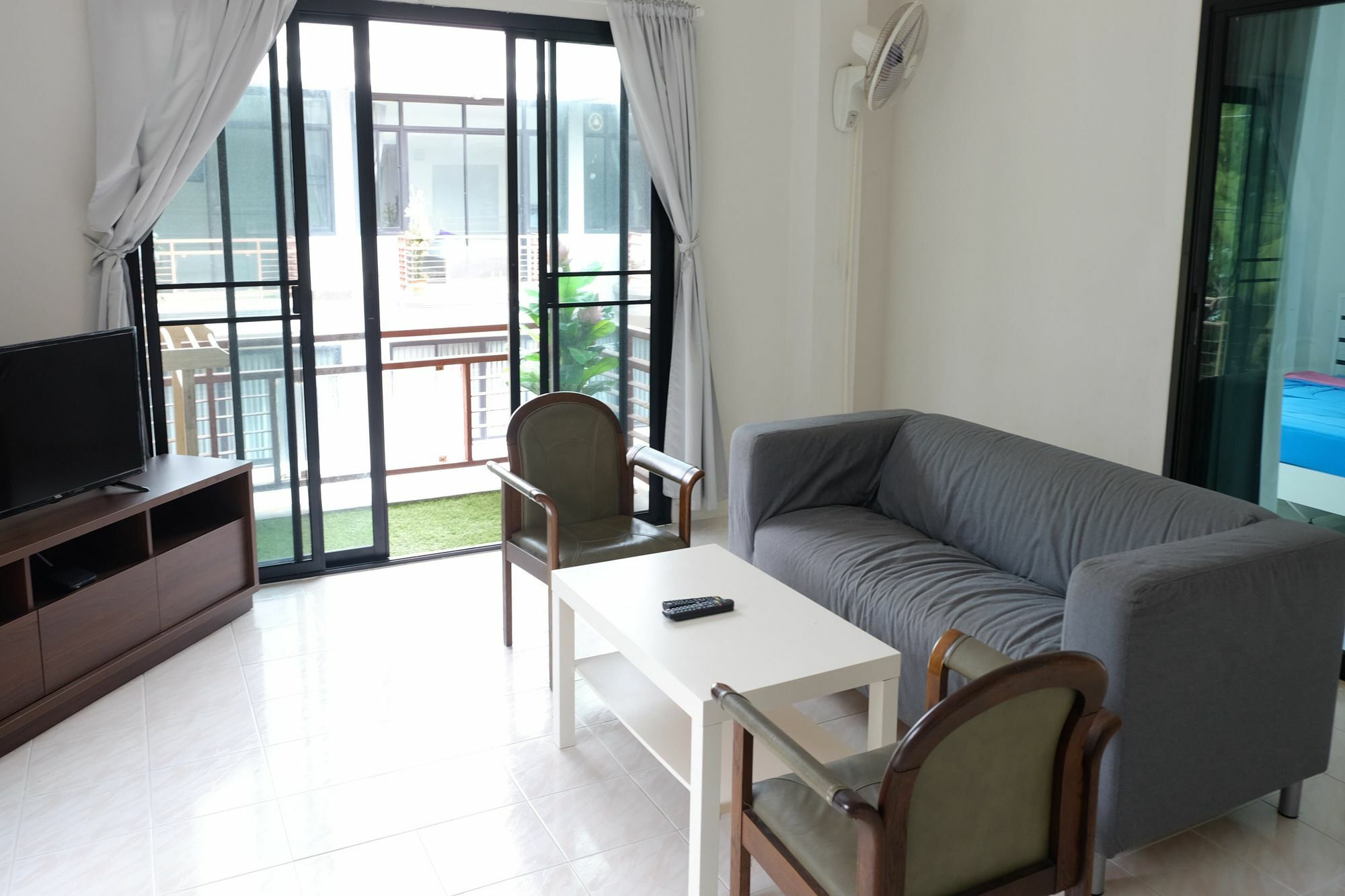 Rayong Sea View Apartment Ban Chak Phai Exterior foto